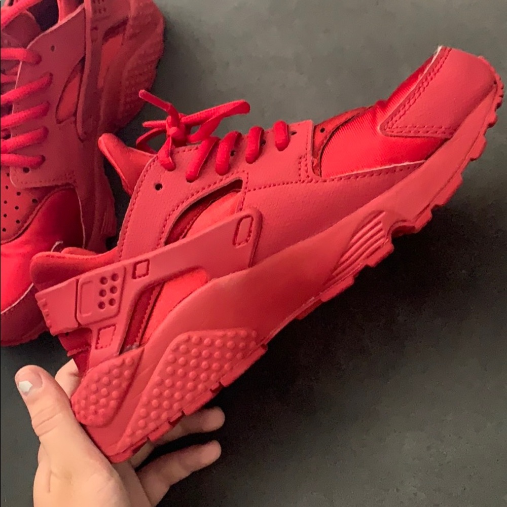 red huraches - Picture 2 of 3